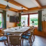 Groepsaccommodatie eettafel